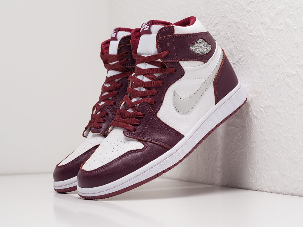 Кроссовки Nike Air Jordan 1 High