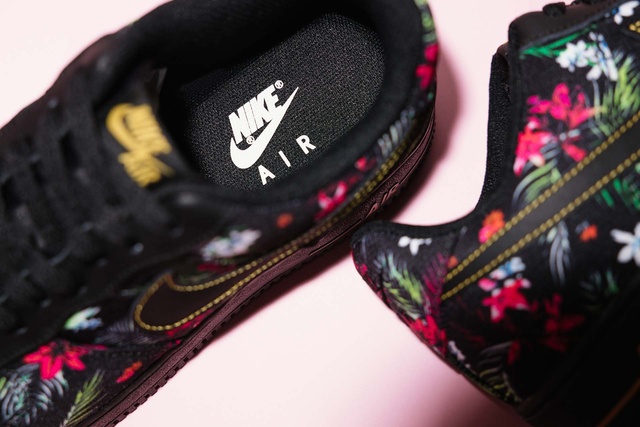 nike-air-force-1-07-lv8-1-floral-pack