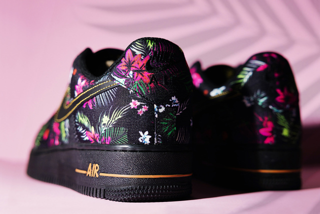 nike-air-force-1-07-lv8-1-floral-pack