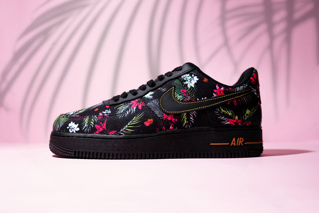 nike-air-force-1-07-lv8-1-floral-pack